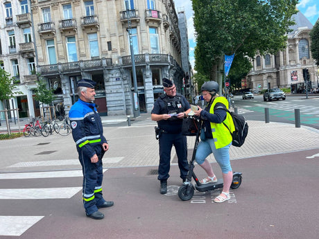 Trottinette électrique : quelle réglementation en 2026 ? Casque, gilet réfléchissant et équipements obligatoires